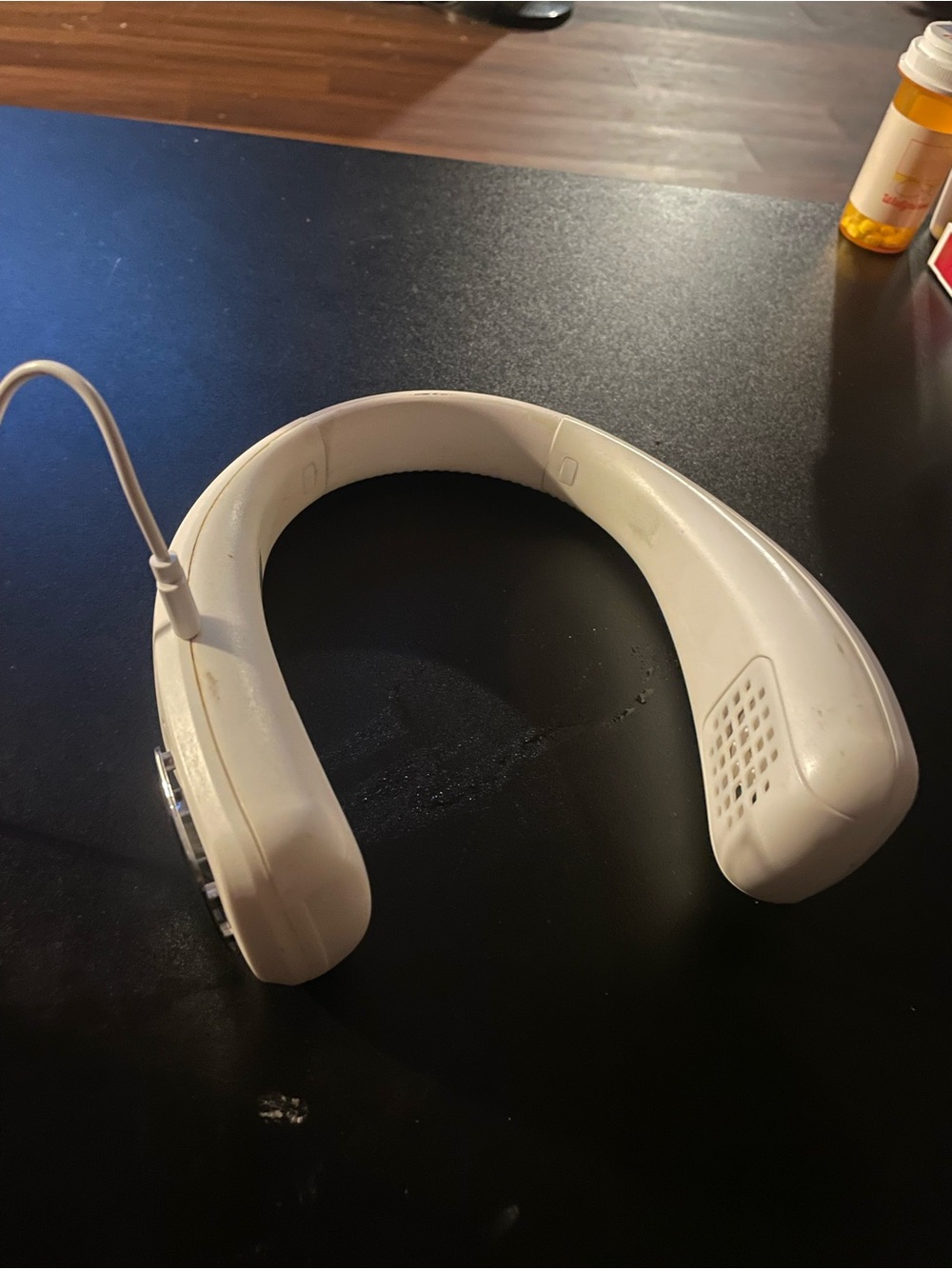 Portable neck fan